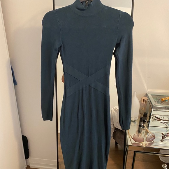 Marciano sweater dress worn 2 times - Picture 1 of 3